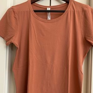 Lululemon Love Short Sleeve Crewneck T-Shirt